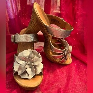 Born Handcrafted Footwear Size 8 Sandals